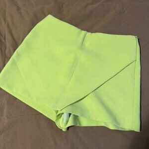 Zara Asymmetrical Short Size L